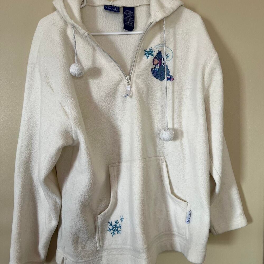 Vintage Eeyore Women's Cream and White Fleece size S